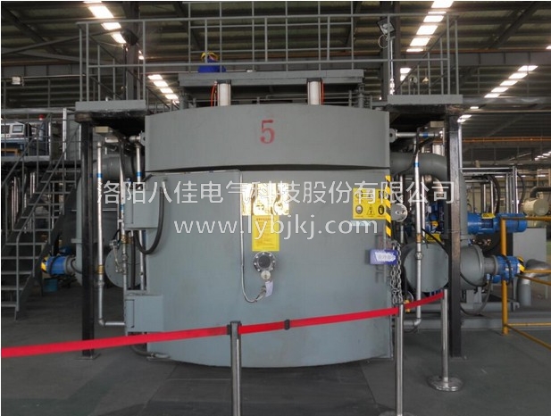 1477547166710070.jpg 真空速凝爐1.JPG